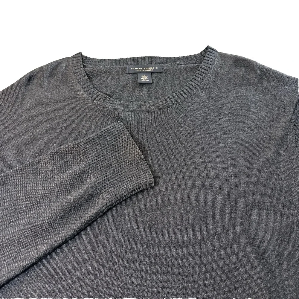 Banana Republic Luxury Blend Sweater Mens L Large Gray Silk Cotton Cashmere